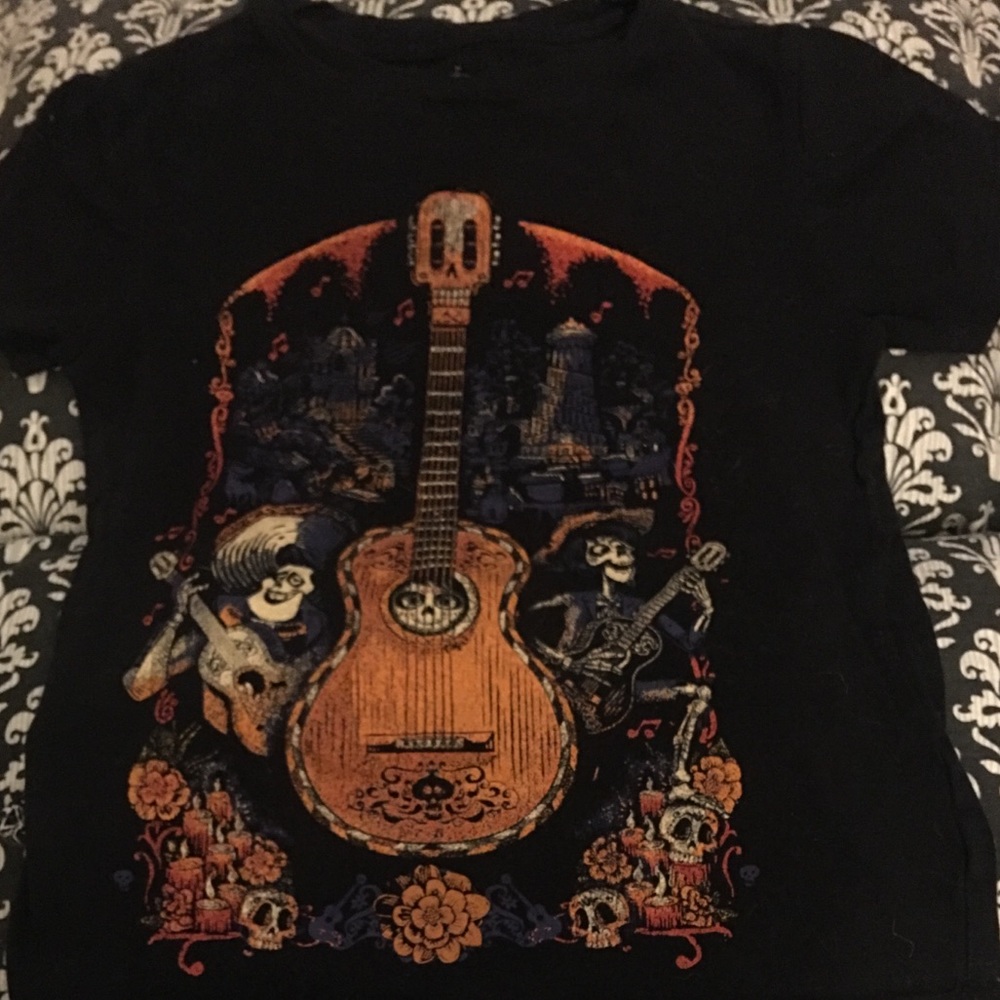2 piece DIsney Coco t-shirt and cozy pants